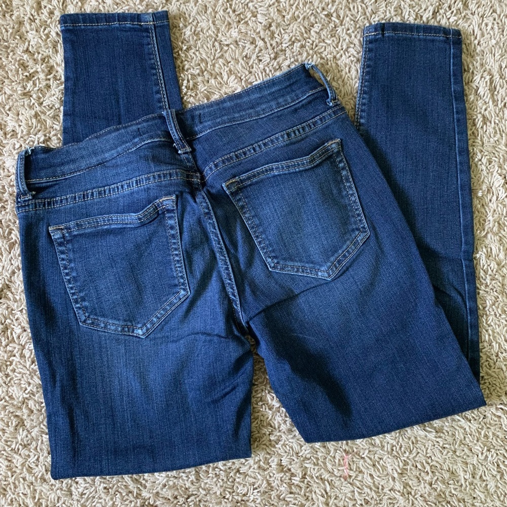 Jeans - Picture 2 of 4